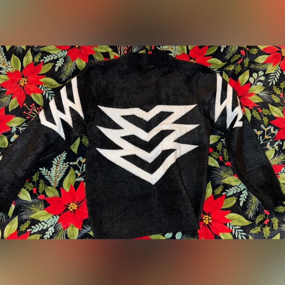 Men’s sweater